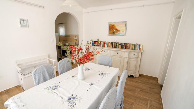 Luis Golyas Haza Villa Raposka Exteriör bild